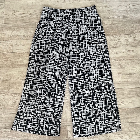 EUC! Stretchy Wide Leg Jessica London 18/20 Black and White Patterned Pants - Picture 1 of 9
